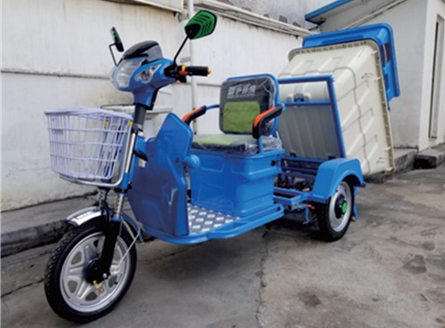 電動(dòng)翻桶車(chē)500L.jpg