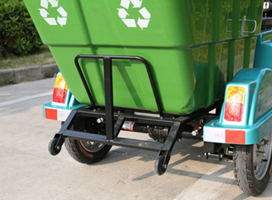 電動(dòng)翻桶車(chē)500L.jpg